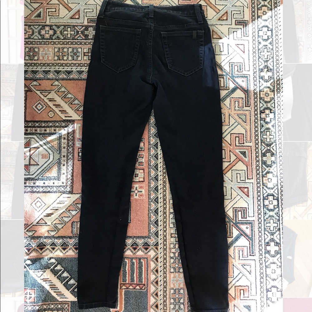 Joe's Jeans, skinny ankle fit, size 25!